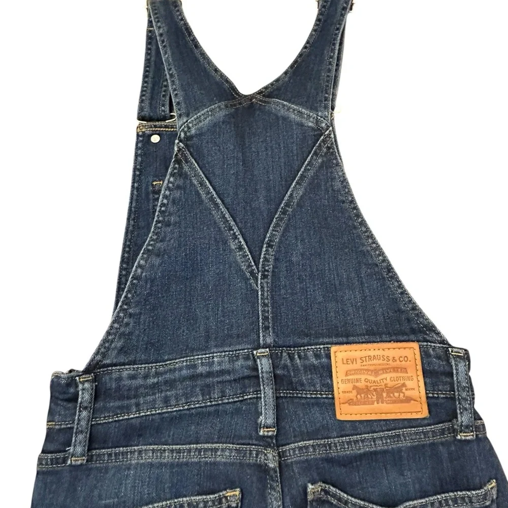 Levis excellent pre
